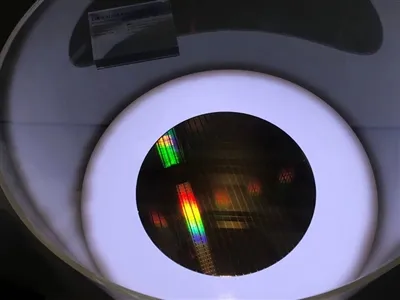 Differenza Bejn Organosilicon U Wafer tas-Silikon